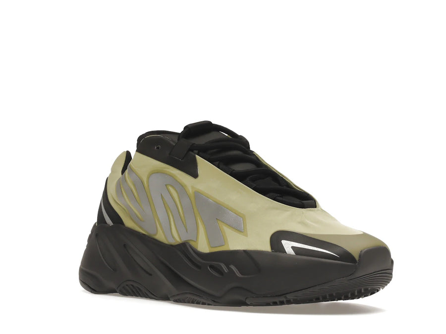 adidas Yeezy Boost 700 MNVN Résine