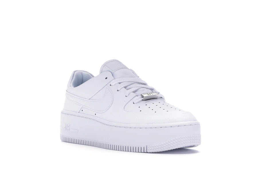 Nike Air Force 1 Sage Low Triple White (Femme)