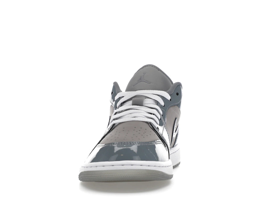 Jordan 1 Low SE Gris moyen Gris froid Blanc