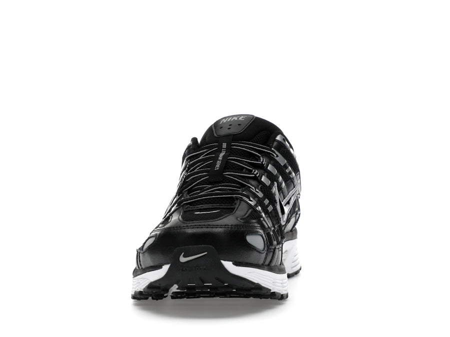 Nike P-6000 Noir Blanc Argent Métallisé