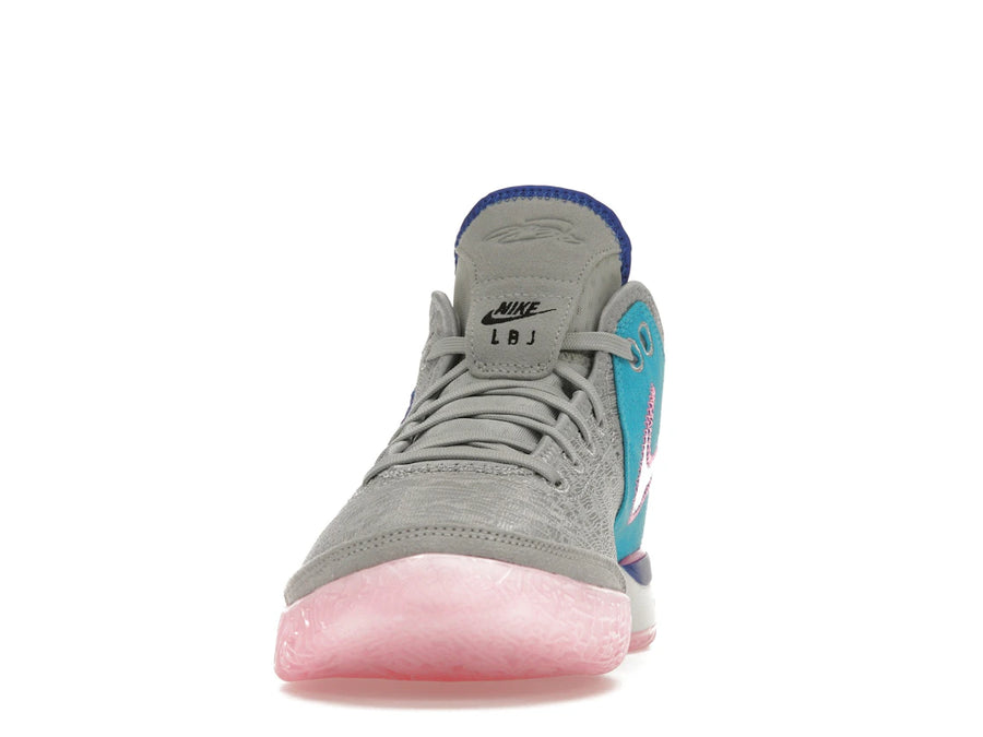 Nike Zoom LeBron NXXT Gen Gris Loup