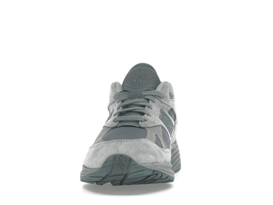 New Balance 991v2 MiUK, ce n'est jamais aussi gris.