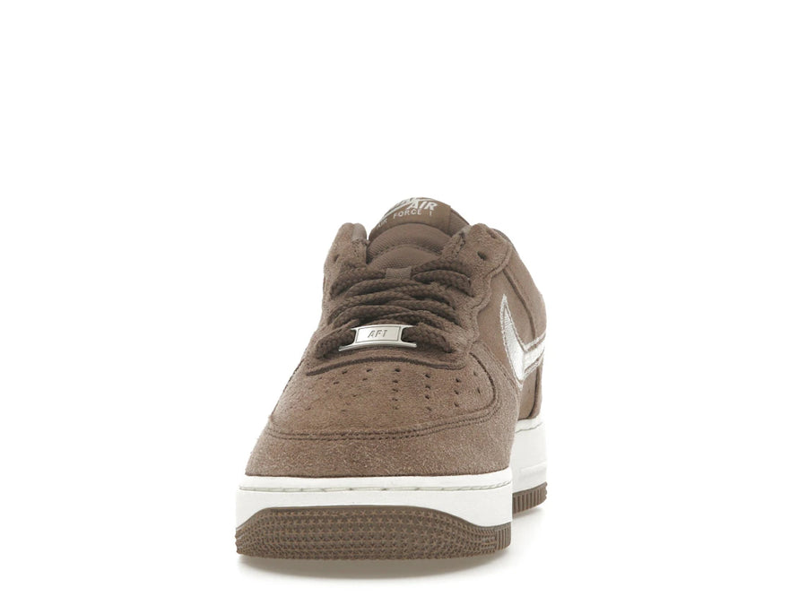 Nike Air Force 1 Low '07 LV8 Swoosh brodé marron vison