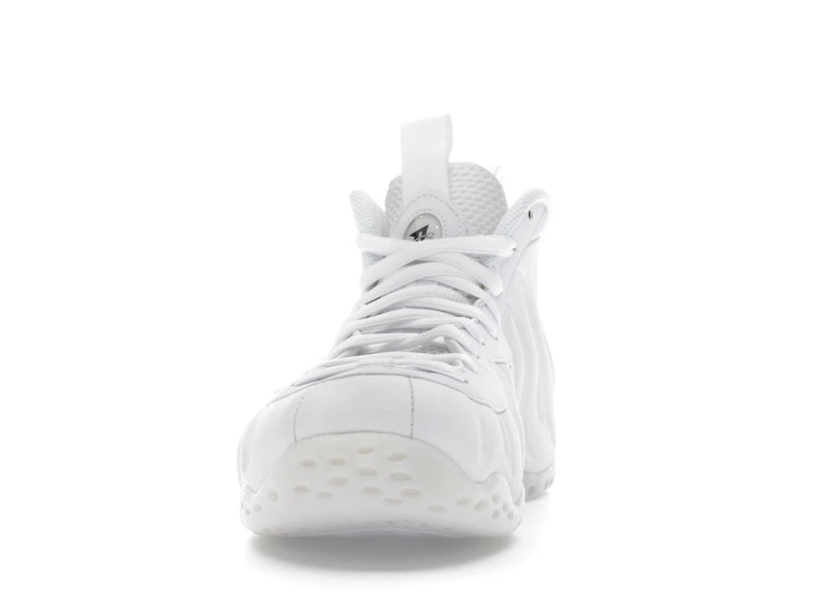 Nike Air Foamposite One Triple Blanc