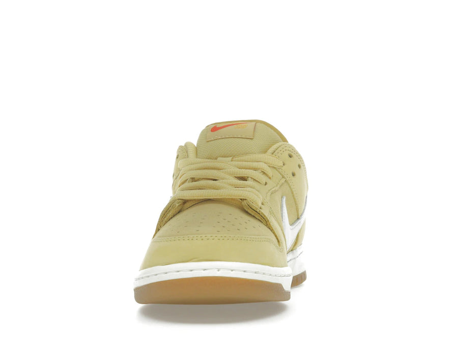 Nike SB Dunk Low Saturn Gold