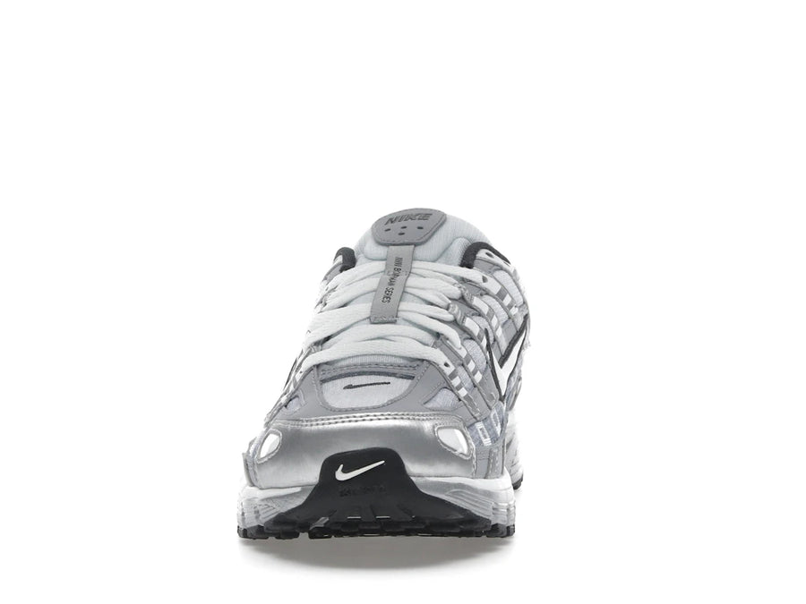 Nike P-6000 Argent métallisé Blanc sommet Gris loup
