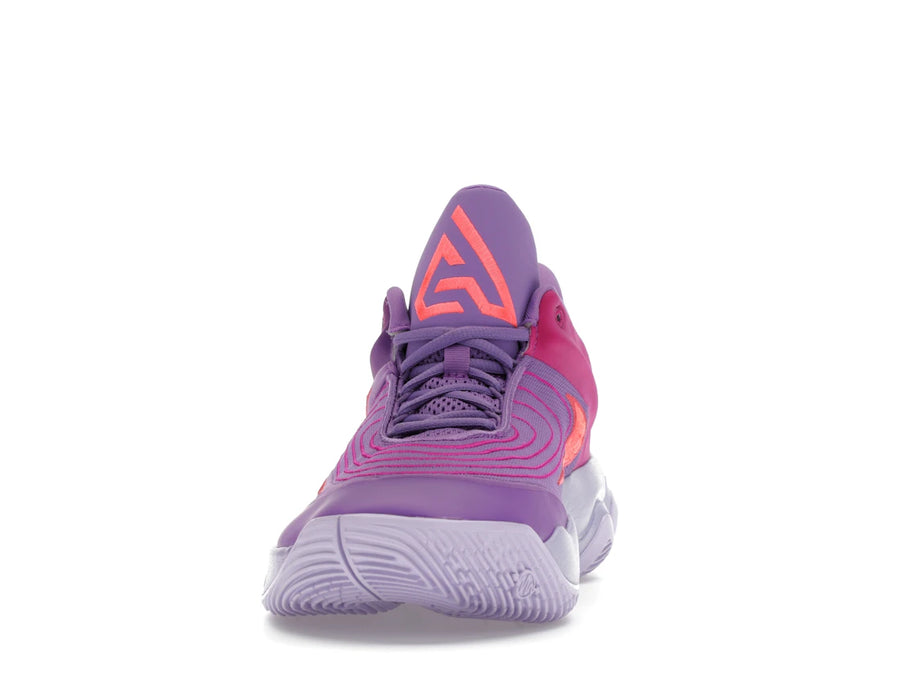 Nike Giannis Immortality 4 Noir Framboise