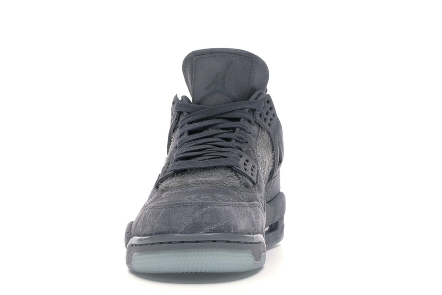 Jordan 4 Retro Kaws