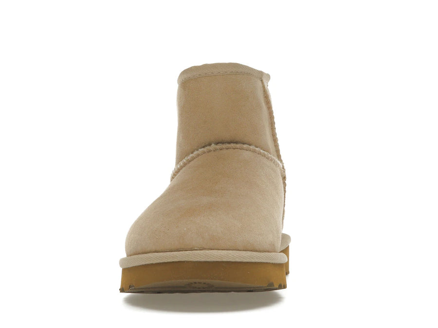 Bottes UGG Classic Mini II couleur sable (femme)