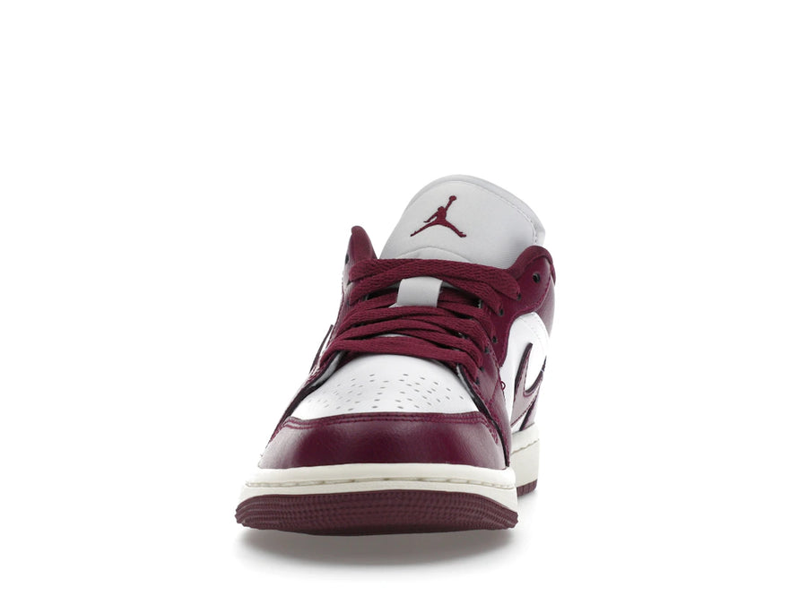 Jordan 1 Low Bordeaux (Femme)