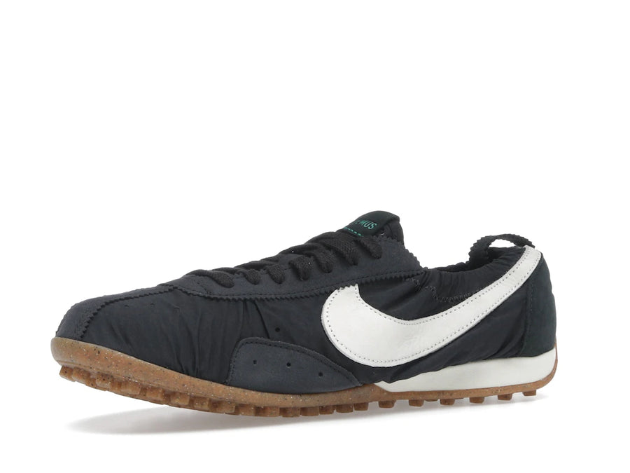 Chaussure Nike Moon SP Jacquemus Off Noir (Femme)