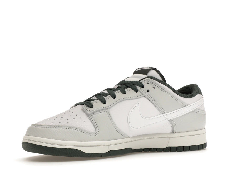 Nike Dunk Low Retro SE Photon Dust Vert Vintage