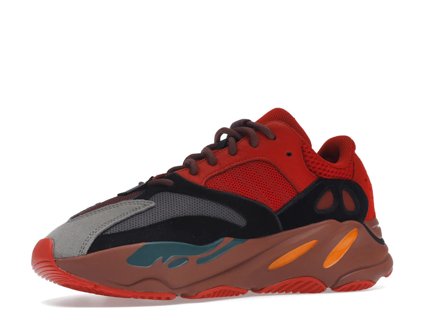 adidas Yeezy Boost 700 Hi-Res Rouge