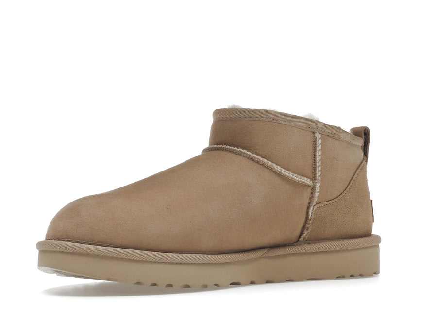 Bottes UGG Classic Ultra Mini couleur sable (Femme)