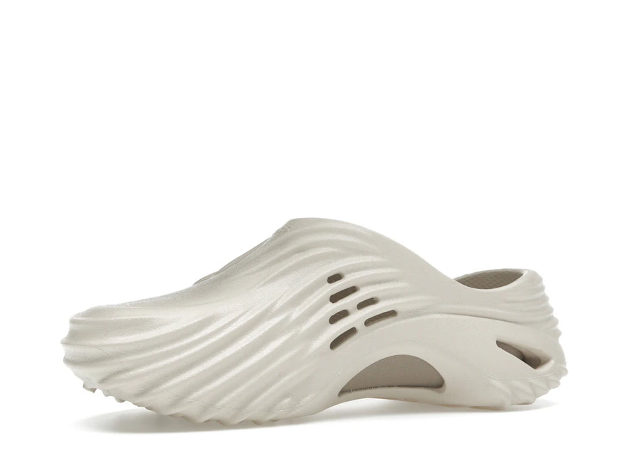 Sabots Crocs Echo Wave couleur amande