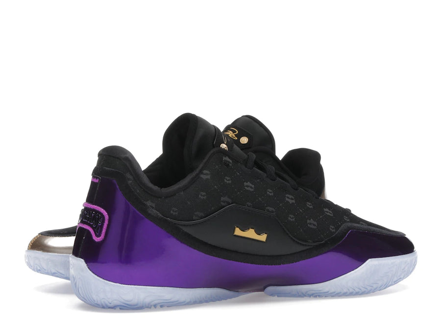 Nike LeBron 23 The Chosen One et The One Who Chose (Semelle extérieure translucide)