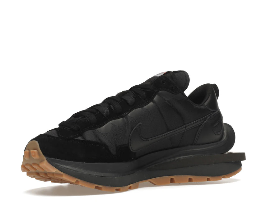 Nike Vaporwaffle sacai Black Gum