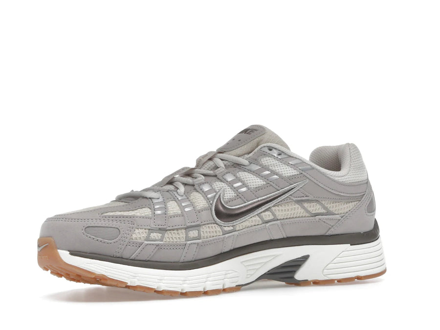 Nike P-6000 SE Gris Collège Clair Brun Bois Voile Pierre de Cave