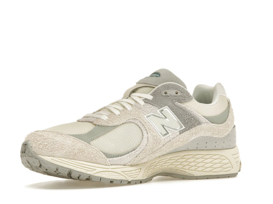 New Balance 2002R Lin
