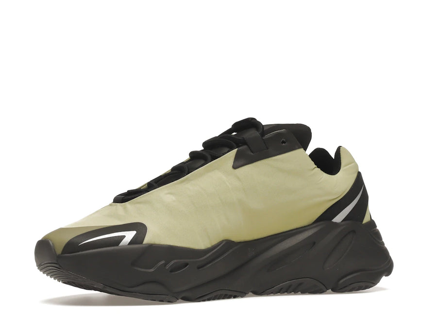 adidas Yeezy Boost 700 MNVN Résine