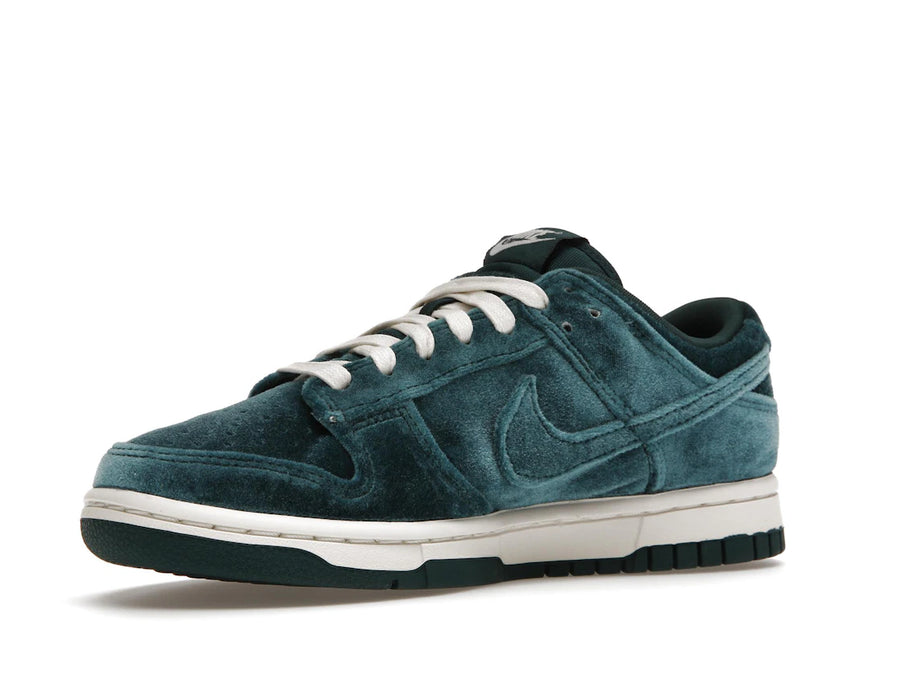 Nike Dunk Low Velvet Teal (Femme)