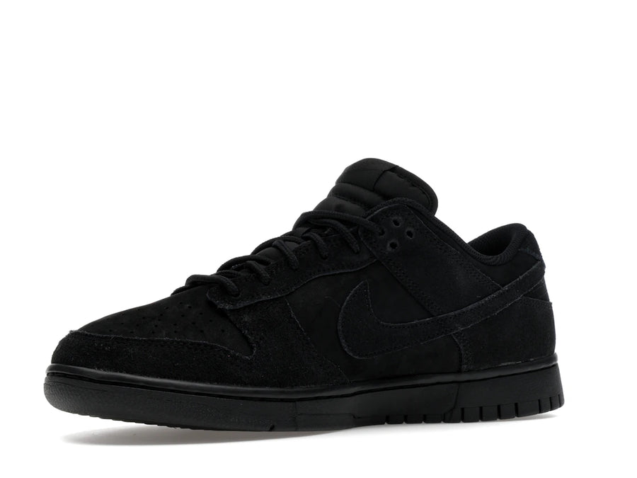 Nike Dunk Low SE Triple Black