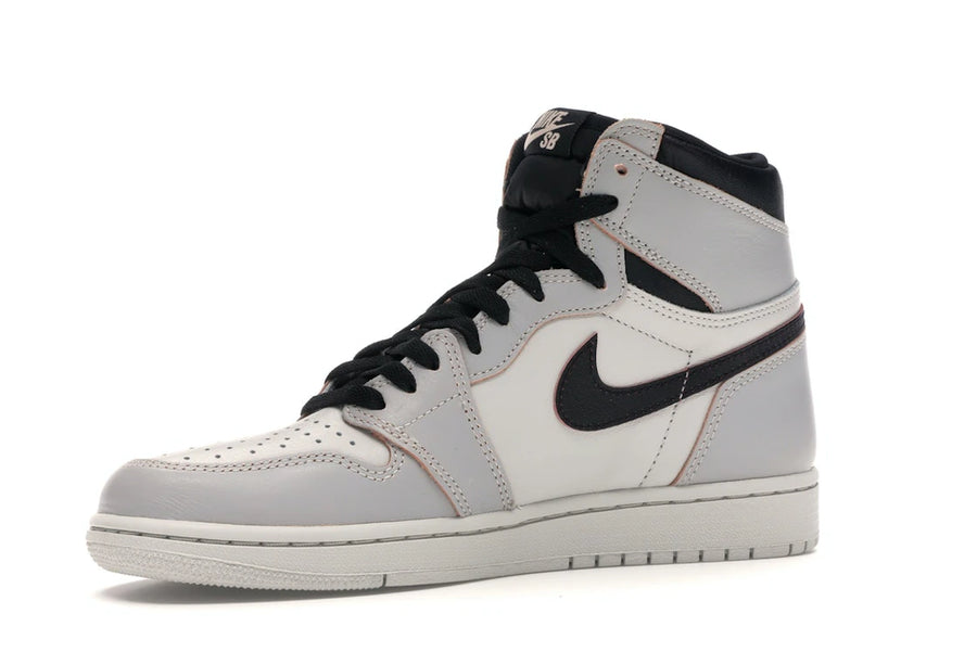 Jordan 1 Retro High OG Defiant SB NYC à Paris