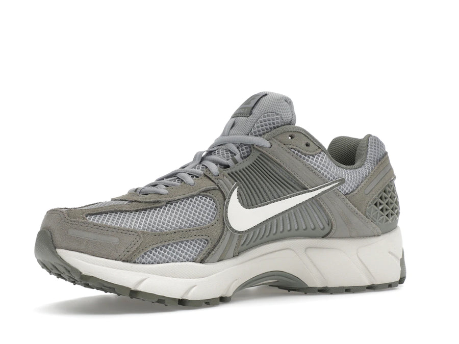 Nike Zoom Vomero 5 Stuc foncé