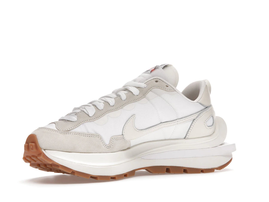 Nike Vaporwaffle sacai Sail Gum