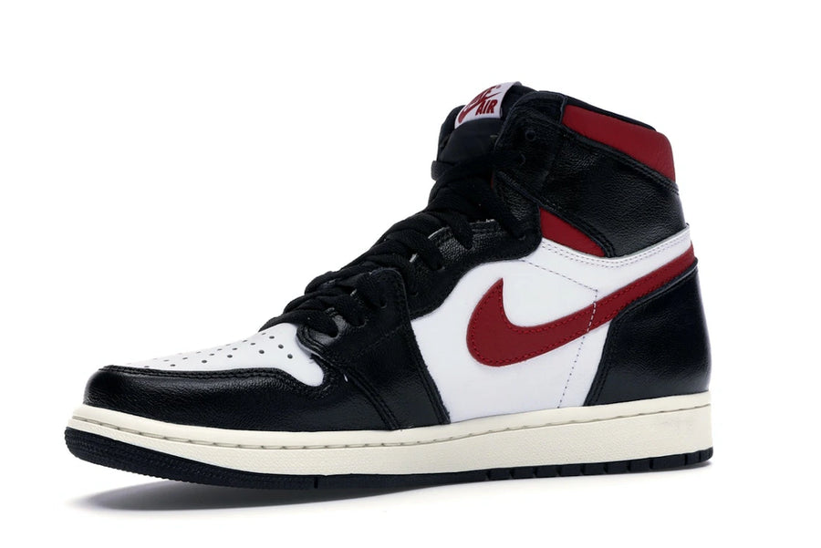 Jordan 1 Retro High Noir Gym Rouge