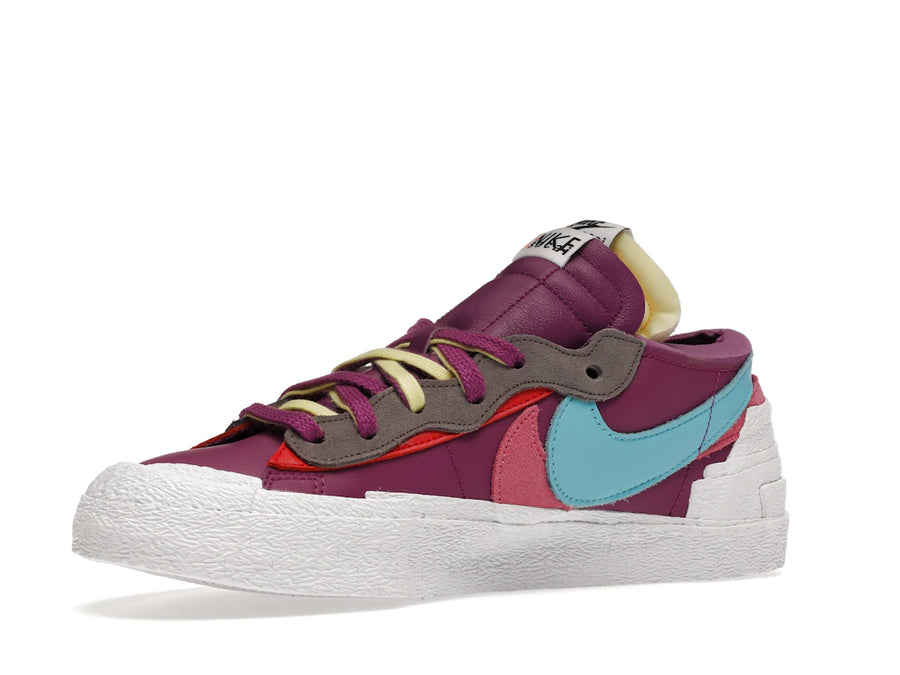 Nike Blazer Low sacai KAWS Violet Crépuscule