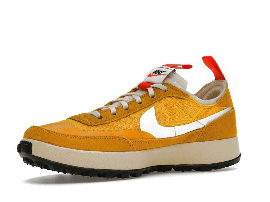 Chaussure polyvalente NikeCraft Tom Sachs Archive Dark Sulfur