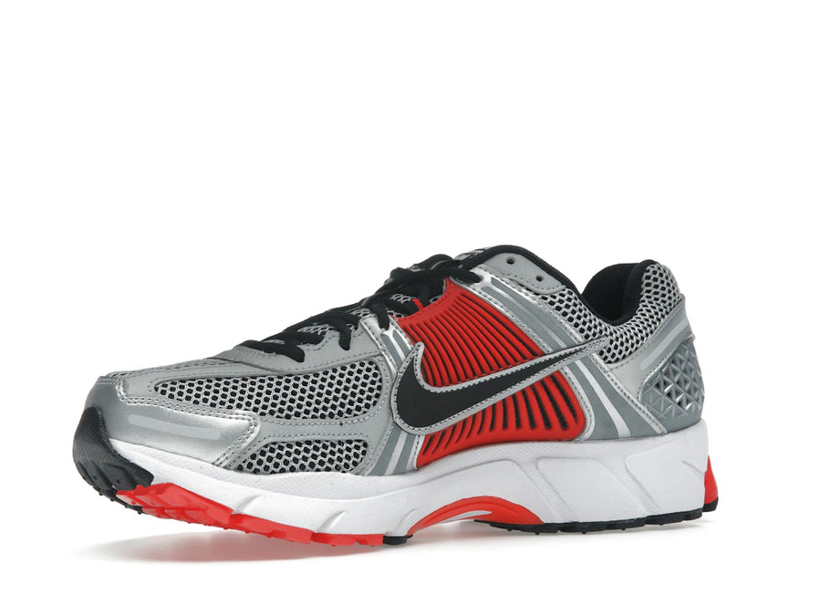 Nike Zoom Vomero 5 Rouge vif Argent métallisé