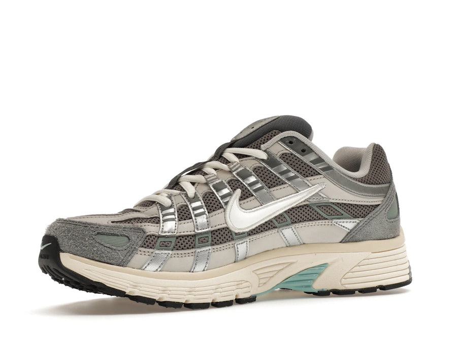 Nike P-6000 Étain plat