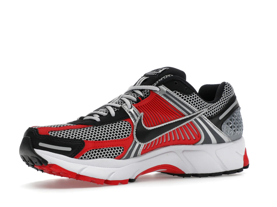 Nike Zoom Vomero 5 Argent Métallisé Rouge Universitaire