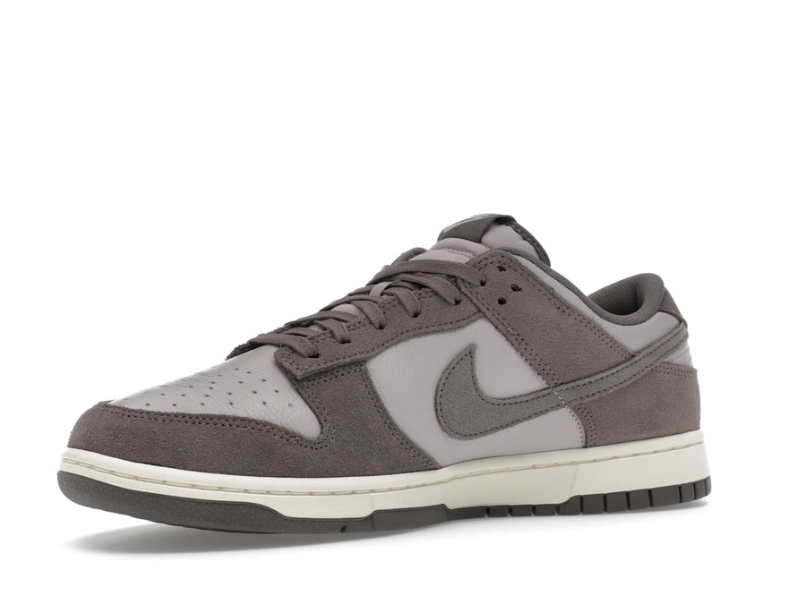 Nike Dunk Low SE Platinum Violet Cave Stone