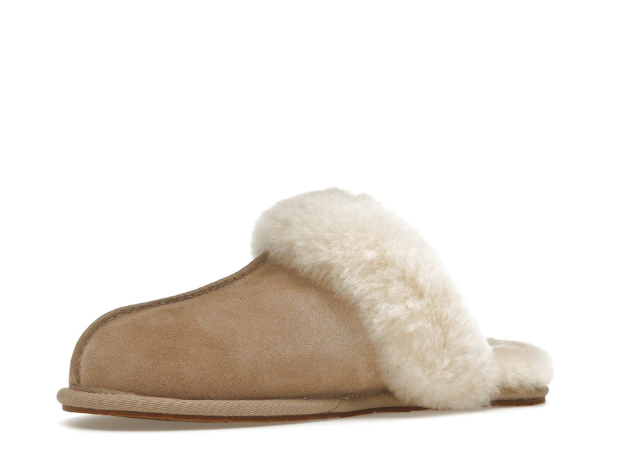 Pantoufles UGG Scuffette II couleur sable (femme)
