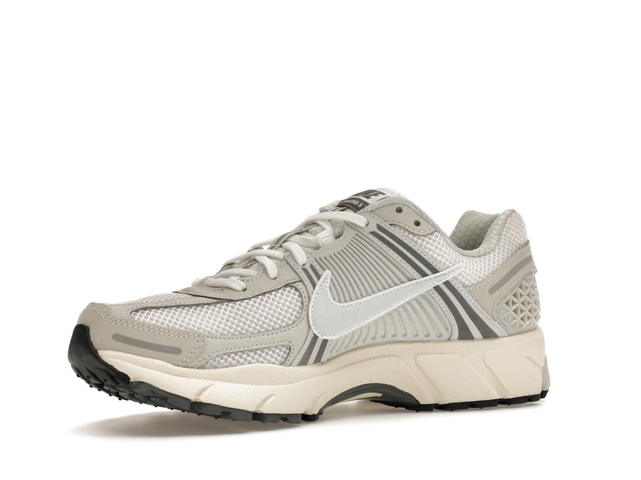 Nike Zoom Vomero 5 Platinum Tint