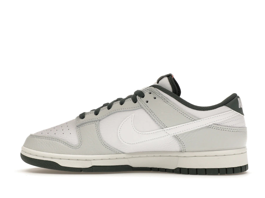 Nike Dunk Low Retro SE Photon Dust Vert Vintage