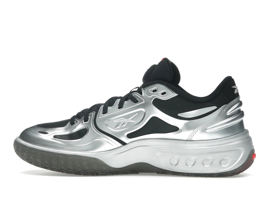 Reebok Engine : Un redémarrage de Mobius