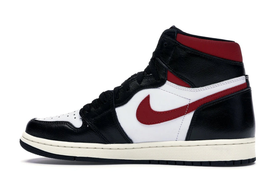 Jordan 1 Retro High Noir Gym Rouge
