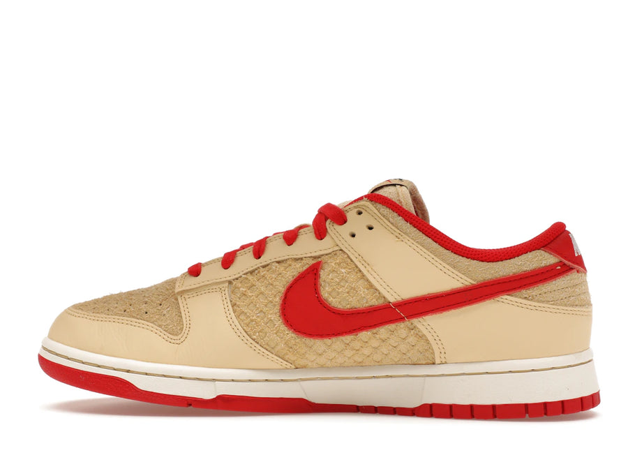 Nike Dunk Low Retro SE Strawberry Waffle