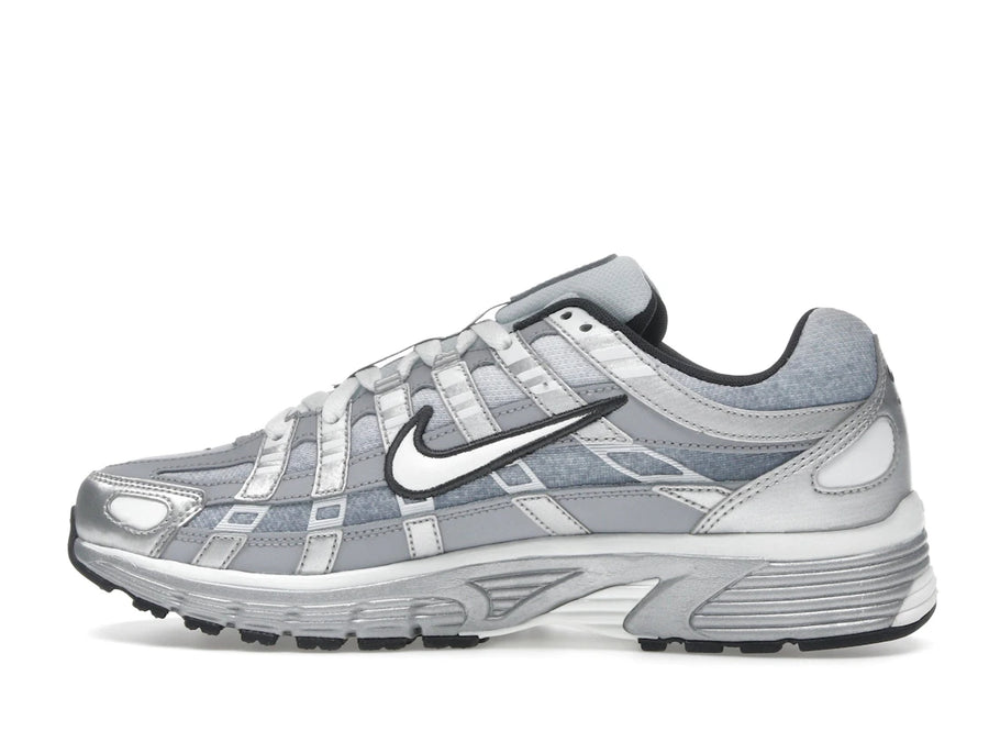 Nike P-6000 Argent métallisé Blanc sommet Gris loup