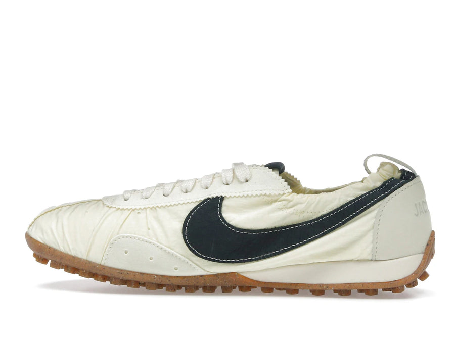 Chaussure Nike Moon SP Jacquemus Alabaster (Femme)