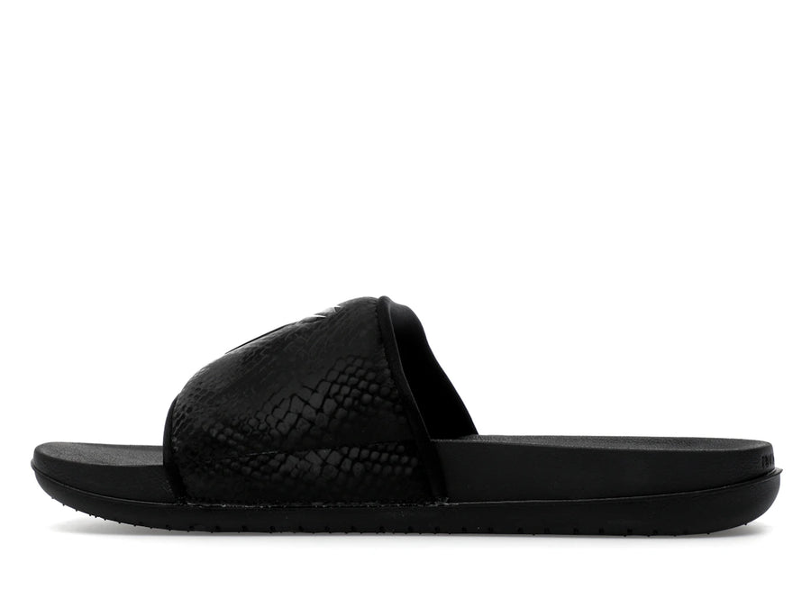 Claquettes Nike Kobe Offcourt noires