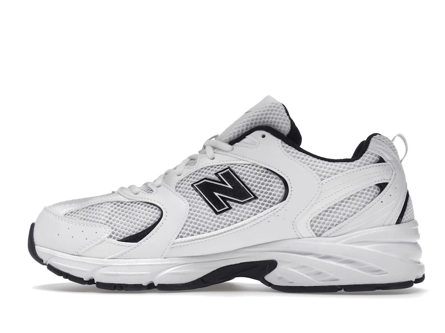 Détails des New Balance 530 blanches et noires