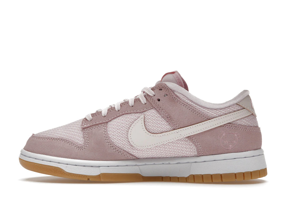 Nike Dunk Low Teddy Bear (Femme)