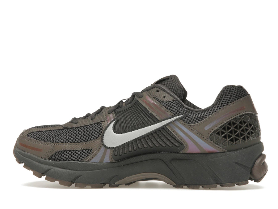 Nike Zoom Vomero 5 Cave Stone