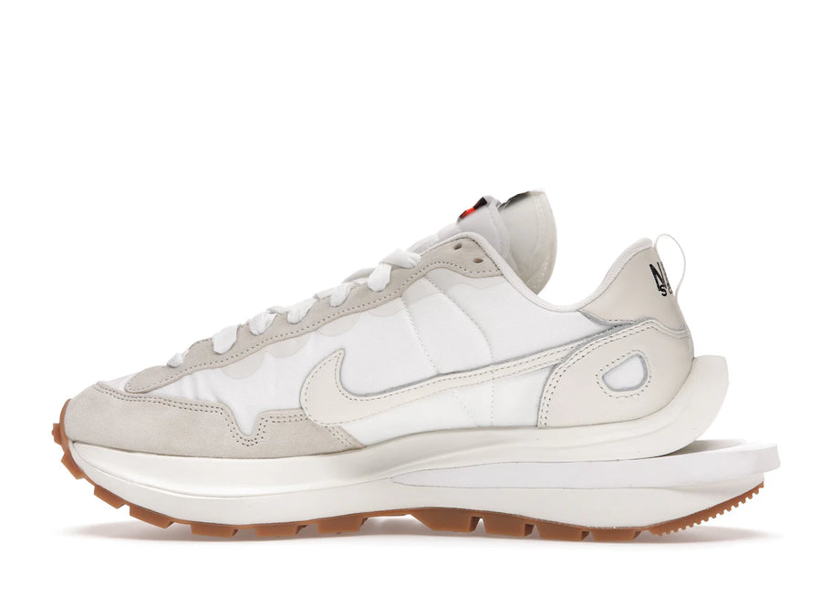 Nike Vaporwaffle sacai Sail Gum