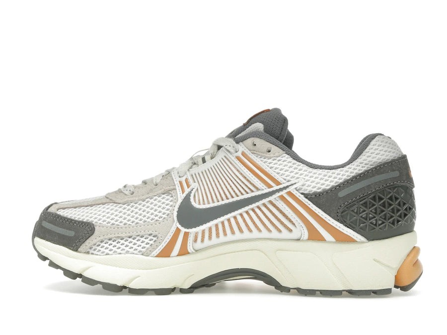 Nike Zoom Vomero 5 Lune Cuivre